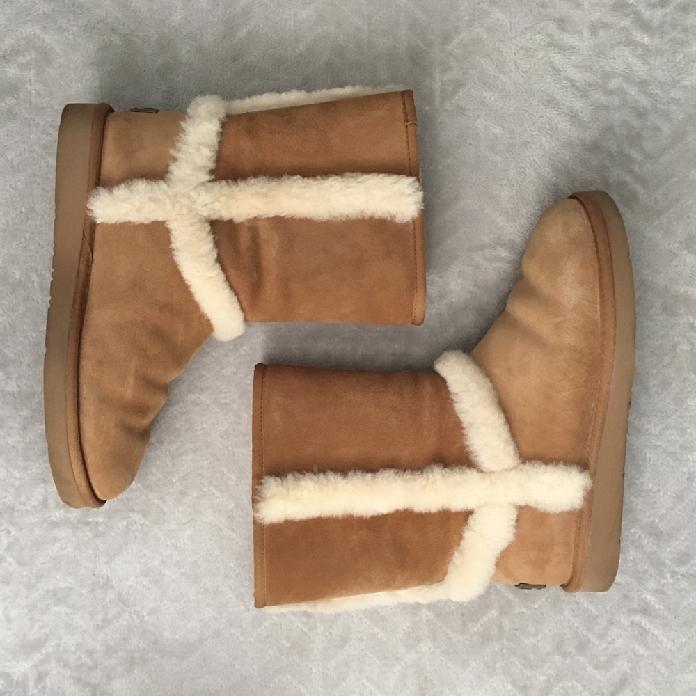 ☁️ UGG | CARTER | WATER RESISTANT